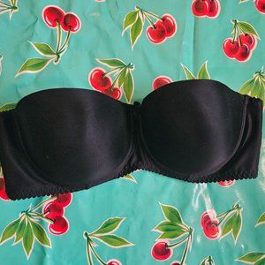 Frederick's Of Hollywood Cadillac Bra 40C